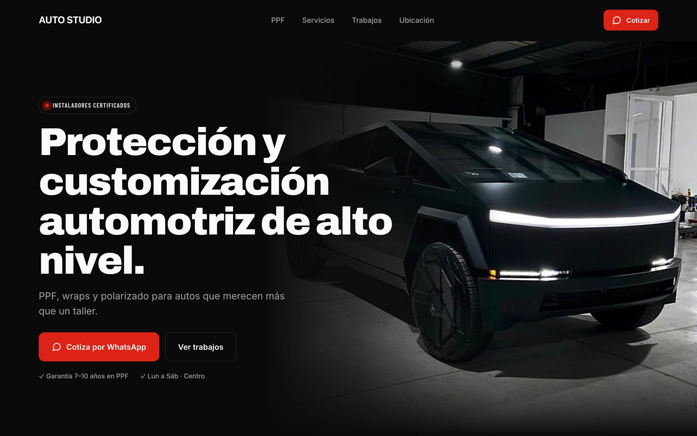 Concepto de página web para protección automotriz